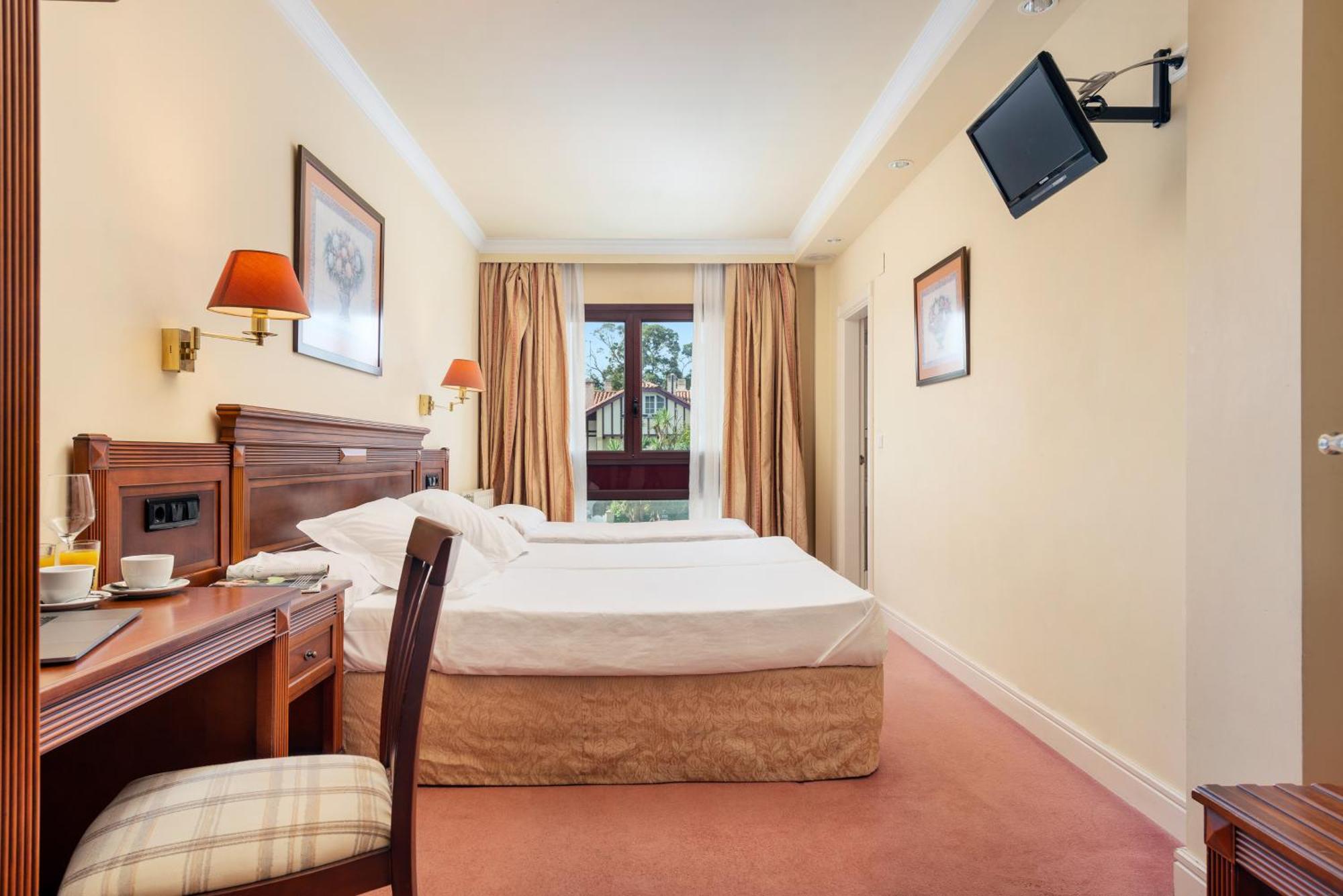 Hospedium Hotel Blu Loiu ห้อง รูปภาพ